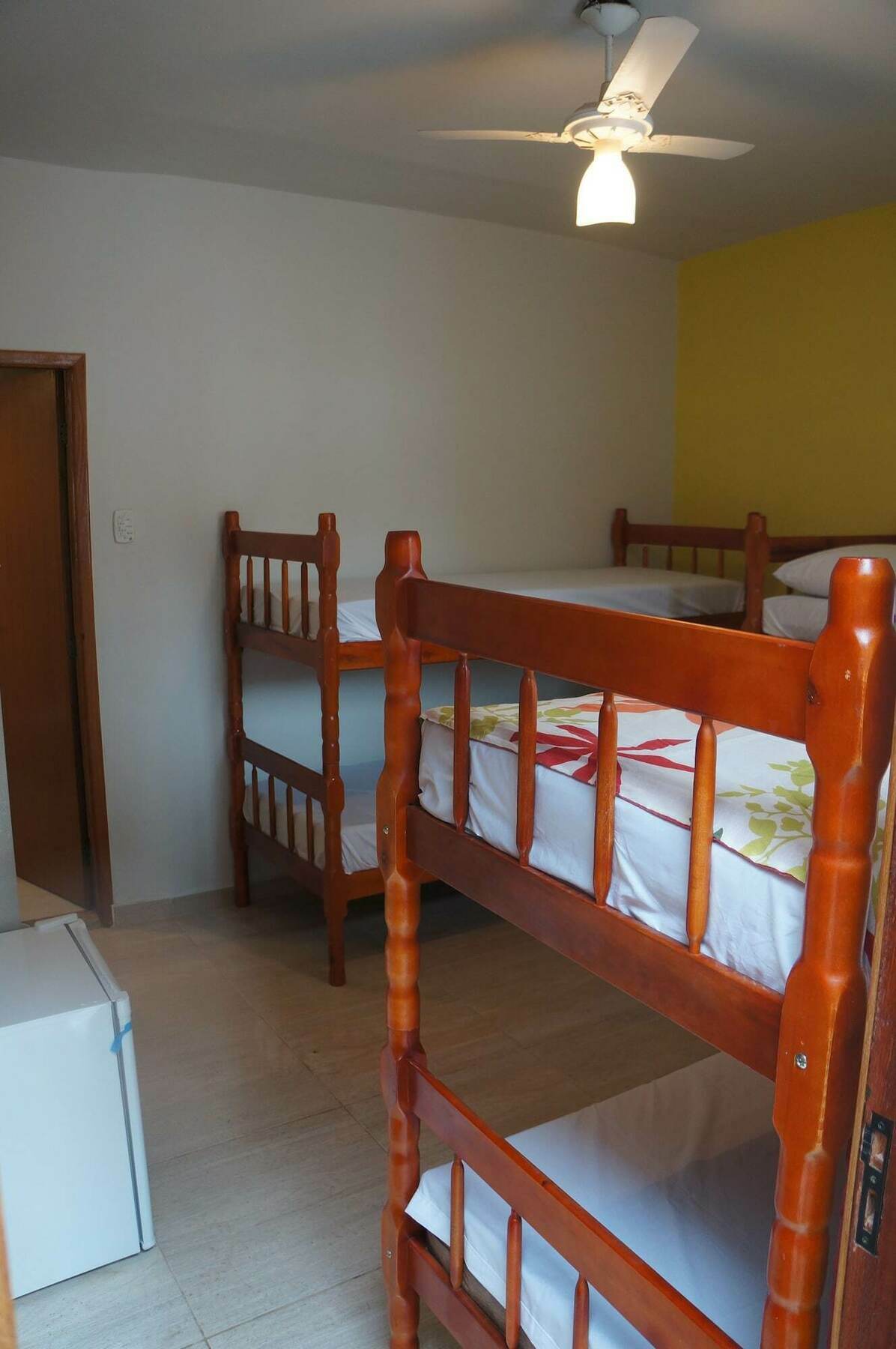 Beach Hostel Cabo Frio Esterno foto